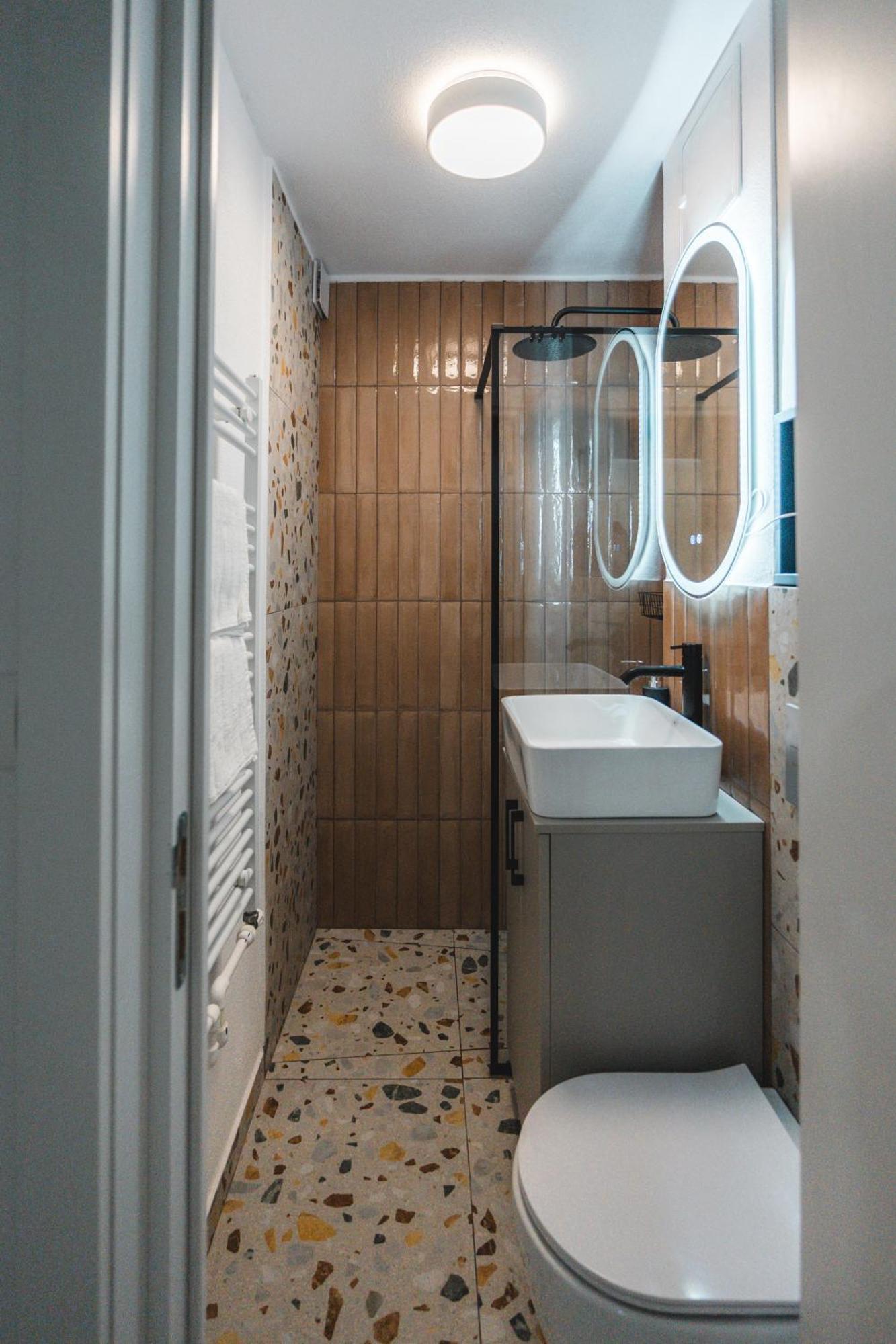 Apartament Iulia Si Alex คูร์ตา เด อาร์เจช ภายนอก รูปภาพ